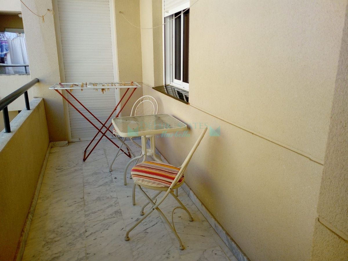 Ground Floor Apartment for sale in Estepona