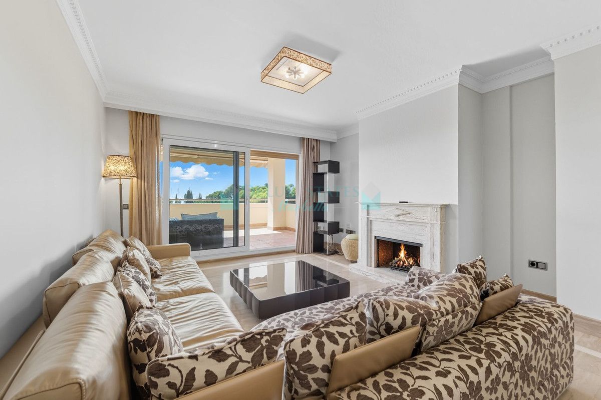 Apartment for sale in Sierra Blanca, Marbella Golden Mile