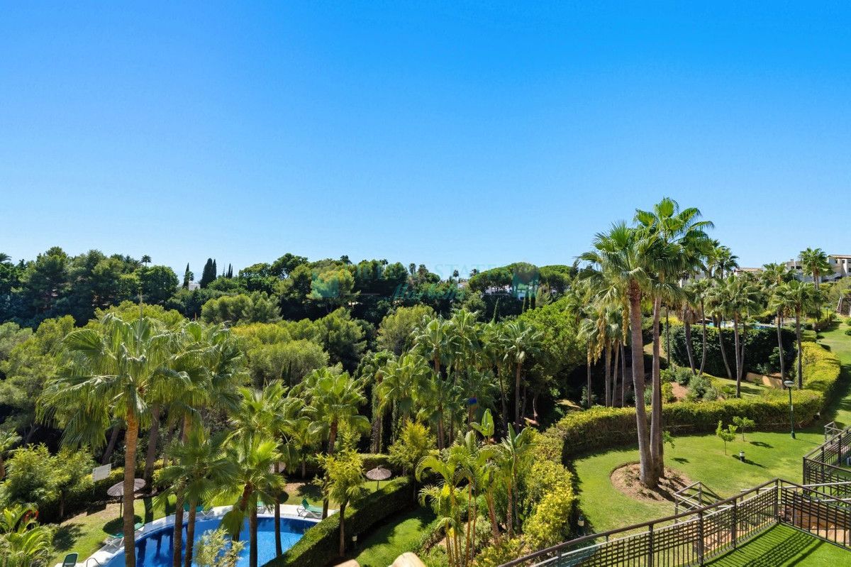Apartment for sale in Sierra Blanca, Marbella Golden Mile