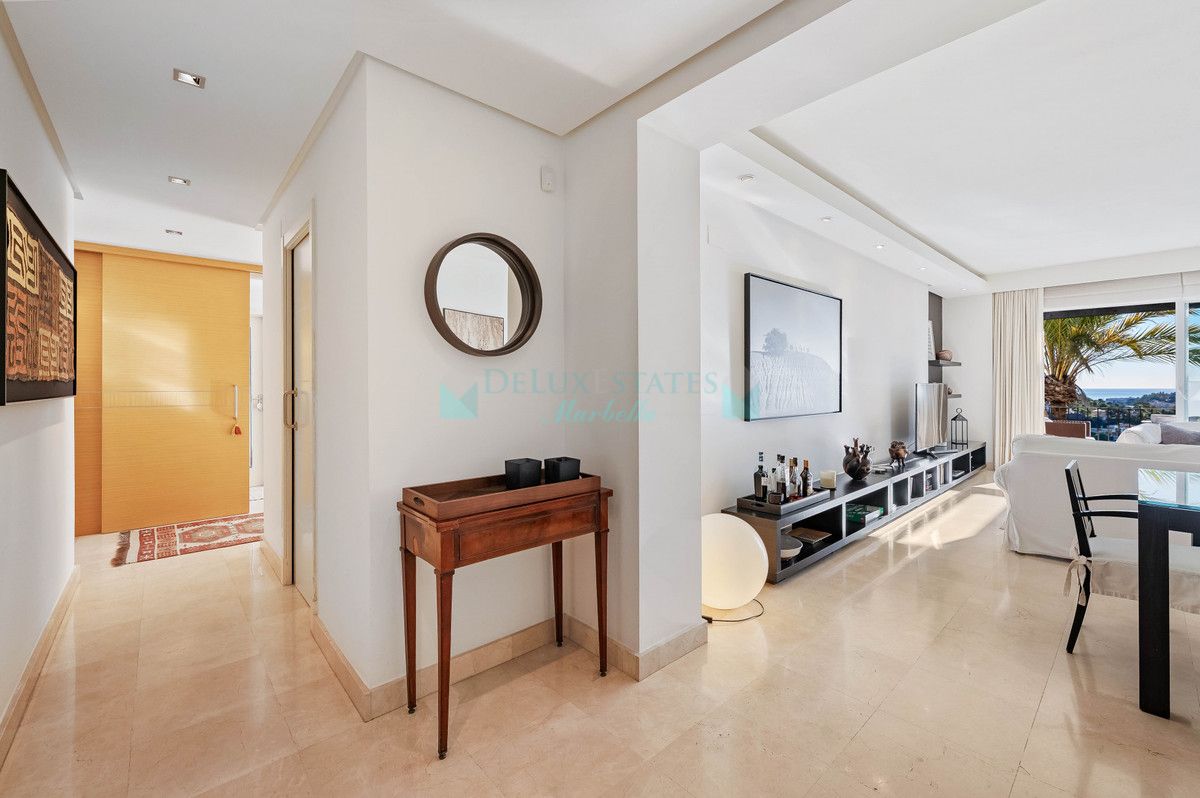 Apartment for rent in Benahavis