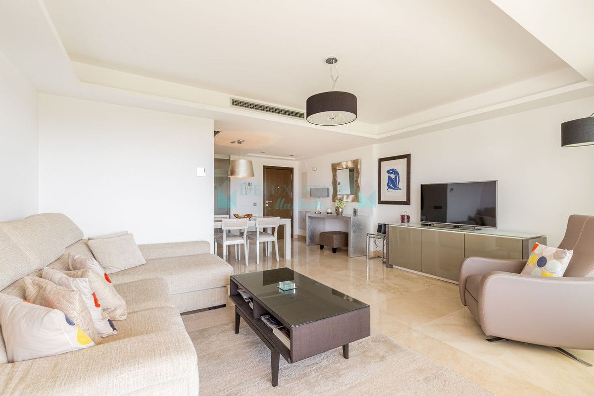 Ground Floor Apartment for sale in Los Arqueros, Benahavis