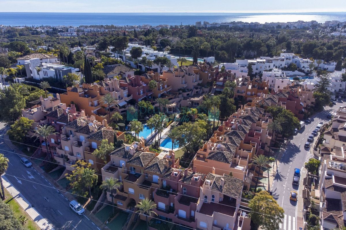 Adosado en venta en Nueva Andalucia