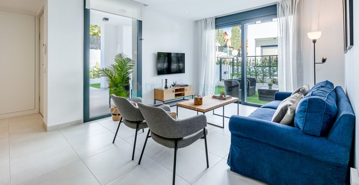 Town House for sale in Estepona