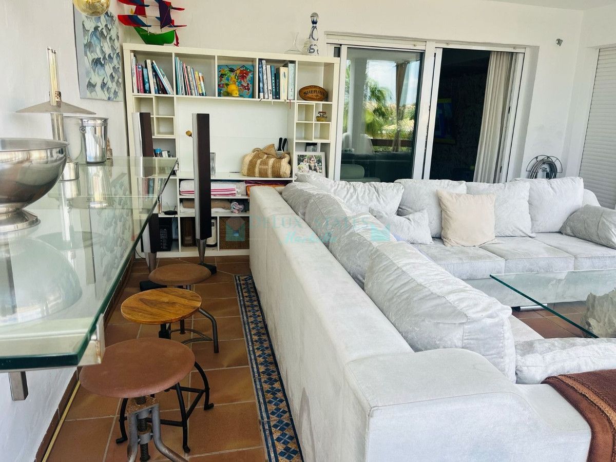 Apartment for sale in Estepona