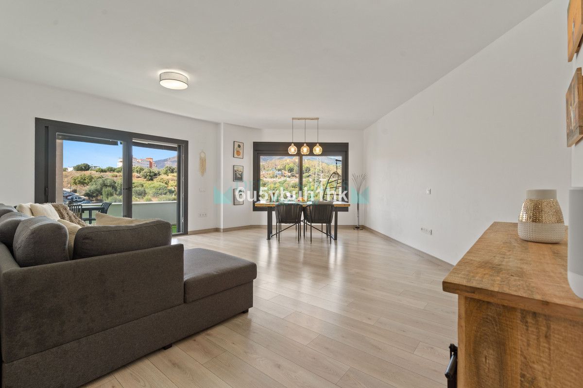 Ground Floor Apartment for sale in Estepona