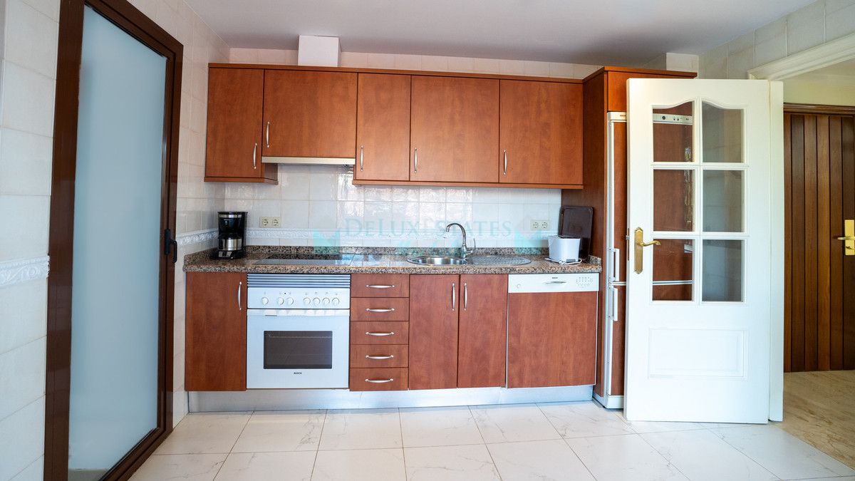 Penthouse for sale in Marbella - Puerto Banus