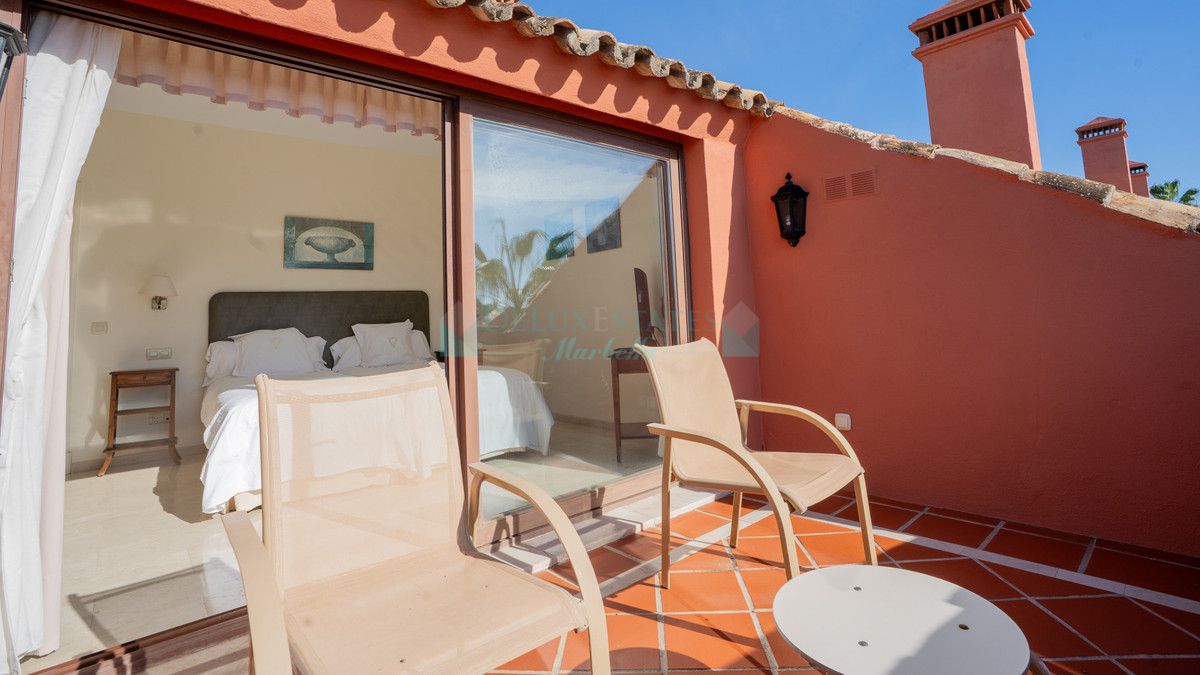 Penthouse for sale in Marbella - Puerto Banus