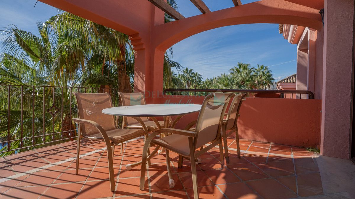 Penthouse for sale in Marbella - Puerto Banus