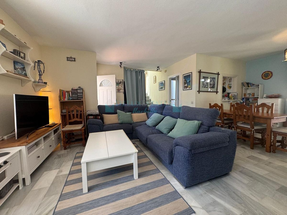 Town House for sale in Atalaya, Estepona