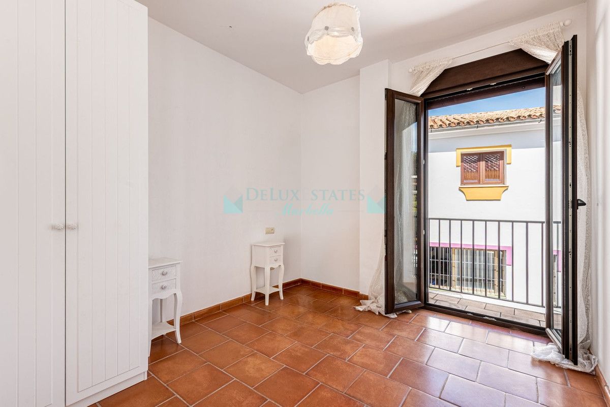 Penthouse for sale in Benahavis