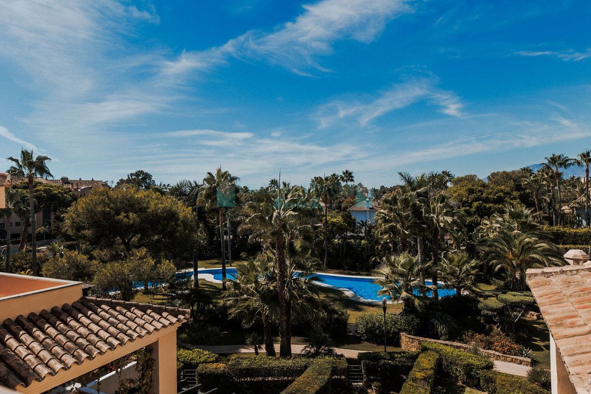 Penthouse for rent in Marbella - Puerto Banus