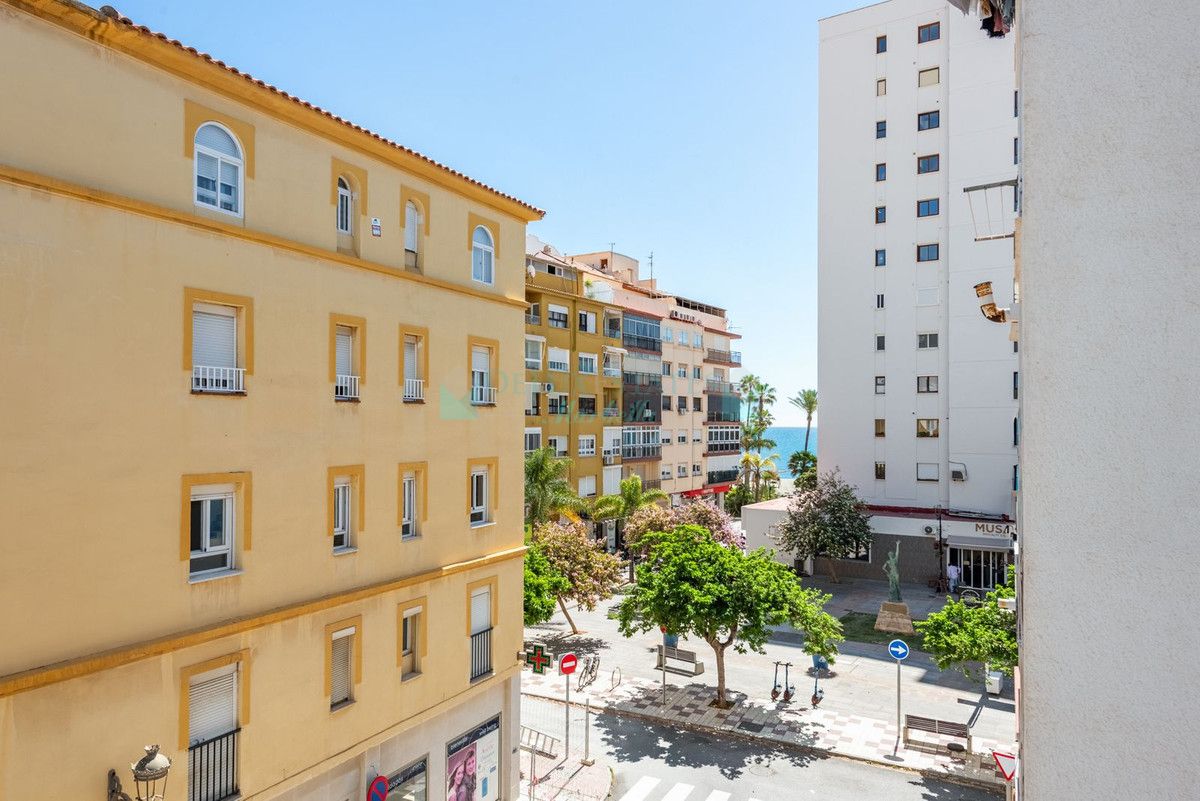Penthouse for sale in Estepona