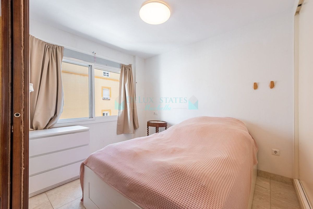 Penthouse for sale in Estepona