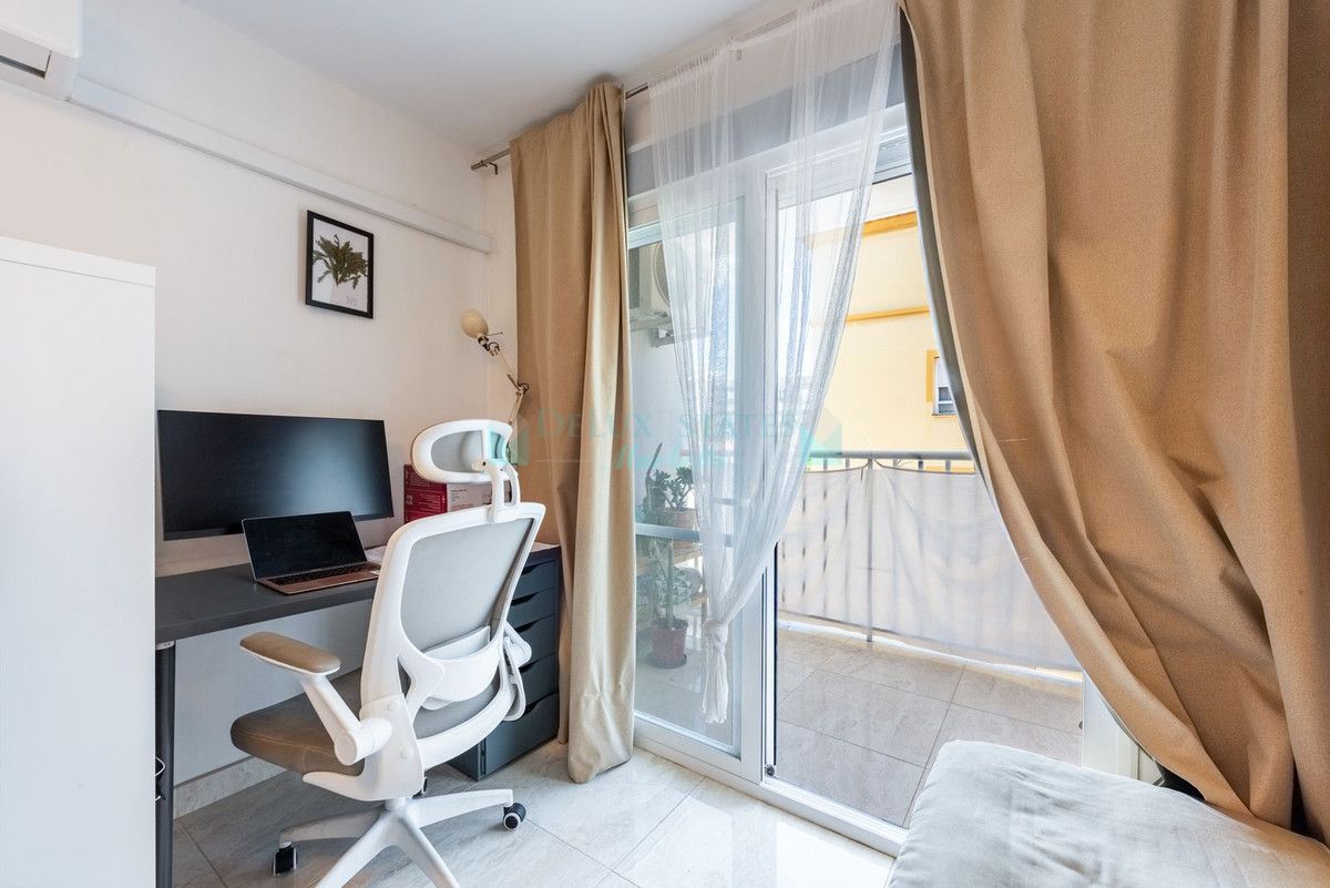 Penthouse for sale in Estepona