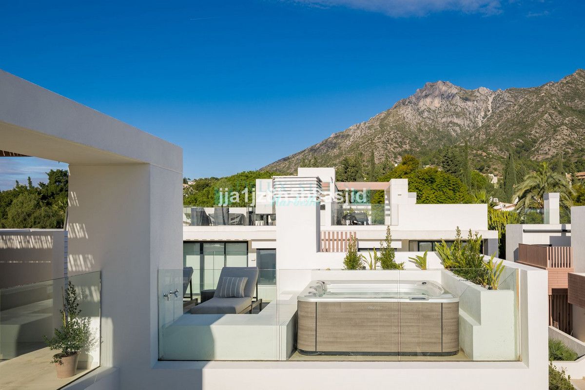 Semi Detached Villa for sale in Sierra Blanca, Marbella Golden Mile