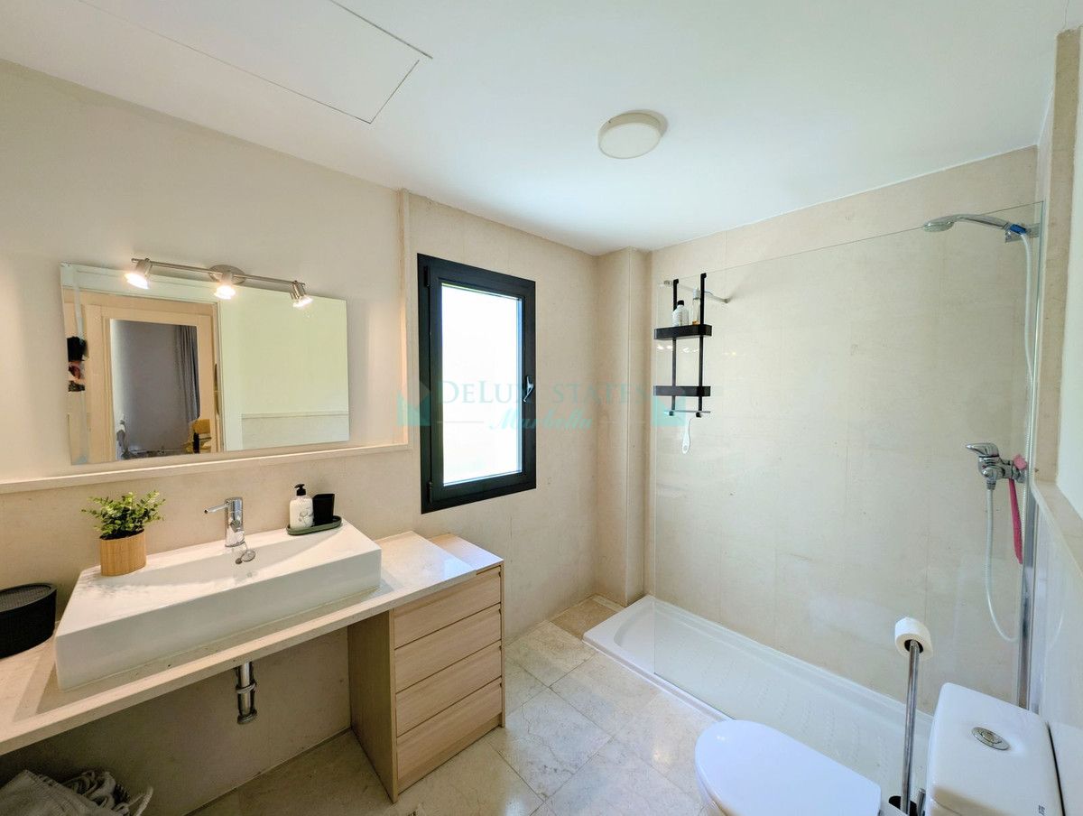 Apartamento en venta en Los Flamingos, Benahavis