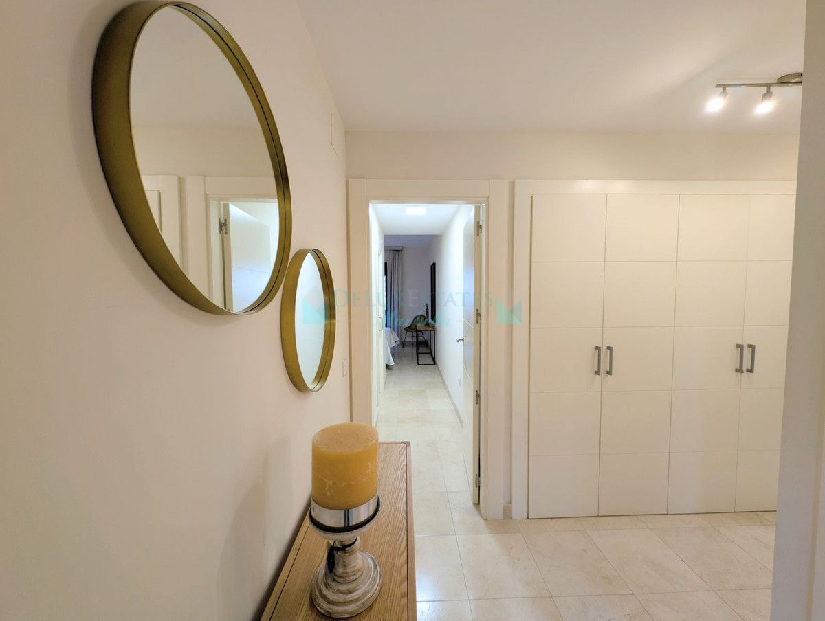 Apartamento en venta en Los Flamingos, Benahavis