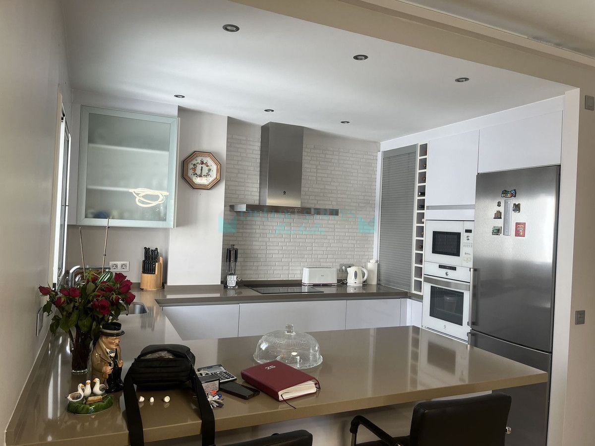 Penthouse for sale in Estepona