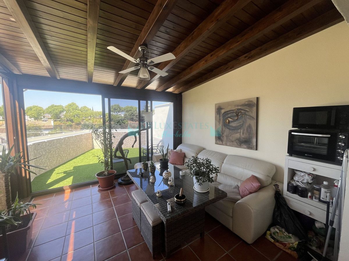 Penthouse for sale in Estepona