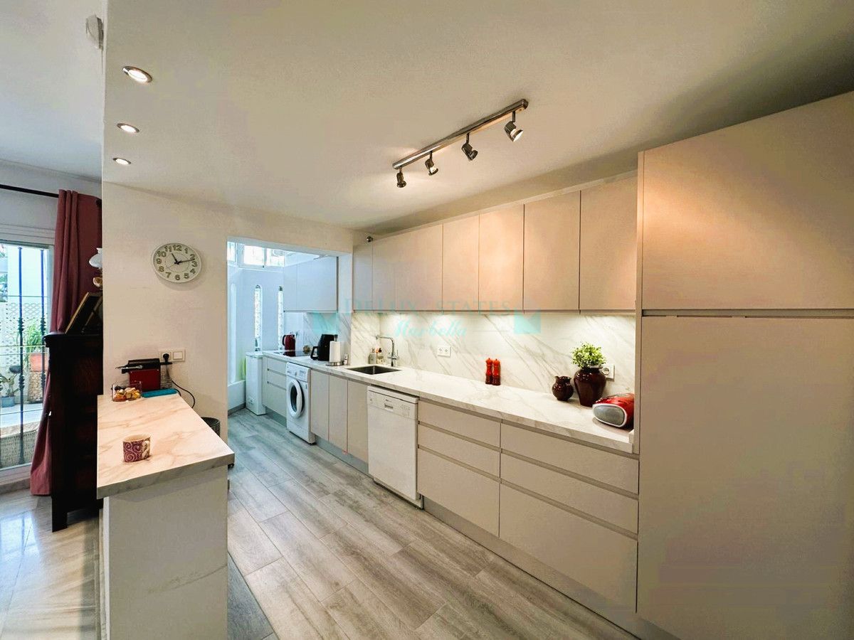 Ground Floor Apartment for sale in Nueva Andalucia