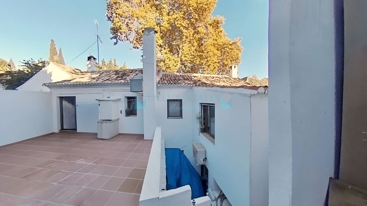 Town House for sale in Marbella Golden Mile