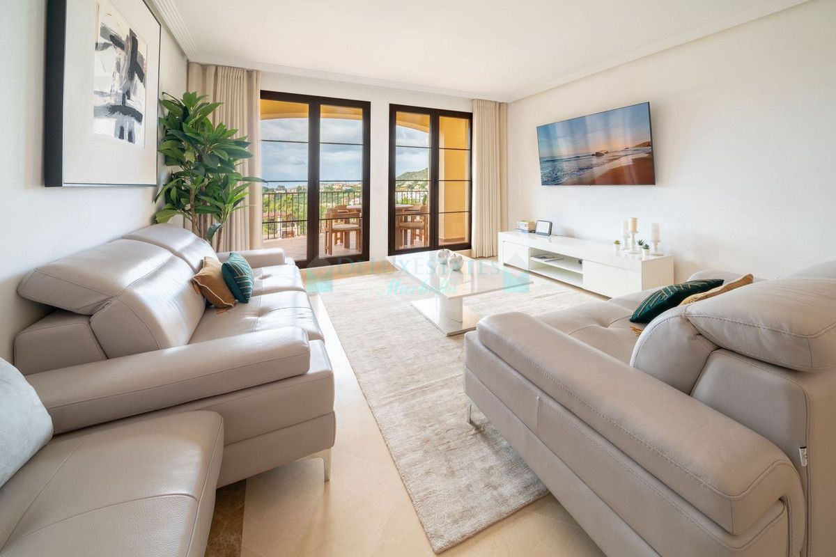 Apartment for rent in Benahavis