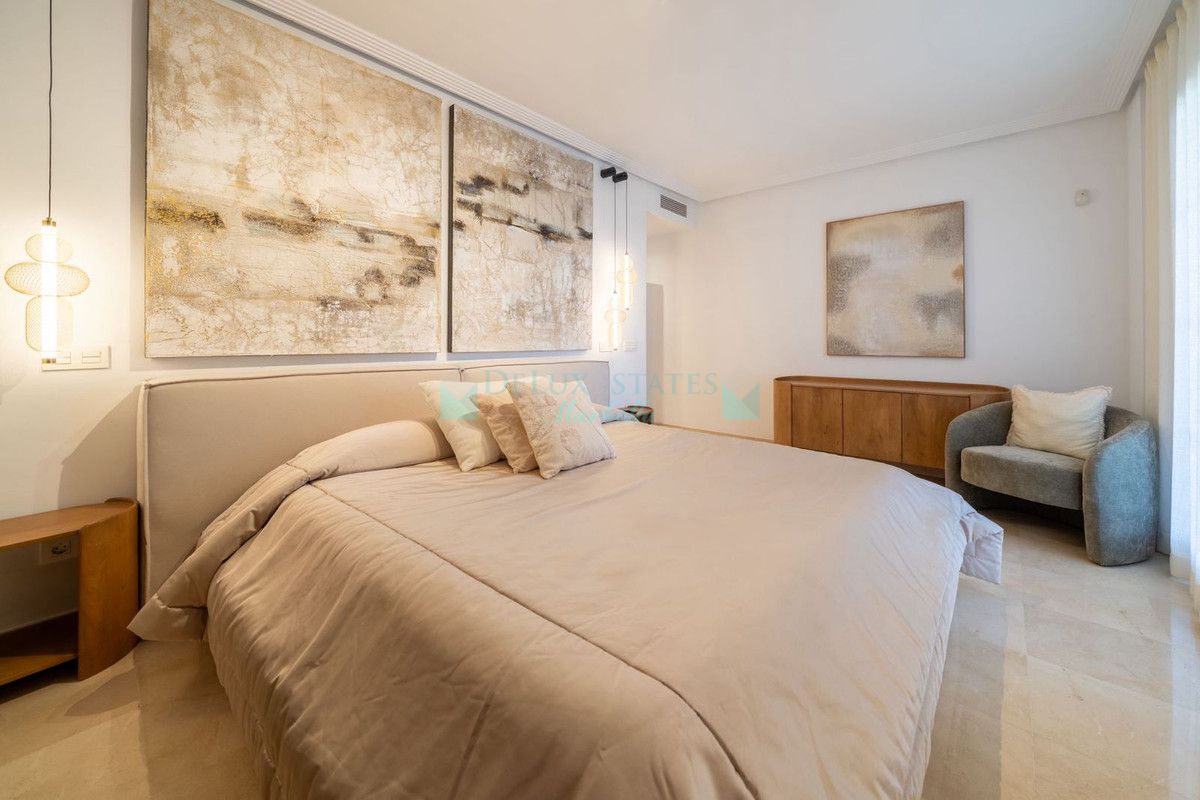 Apartment for rent in Benahavis