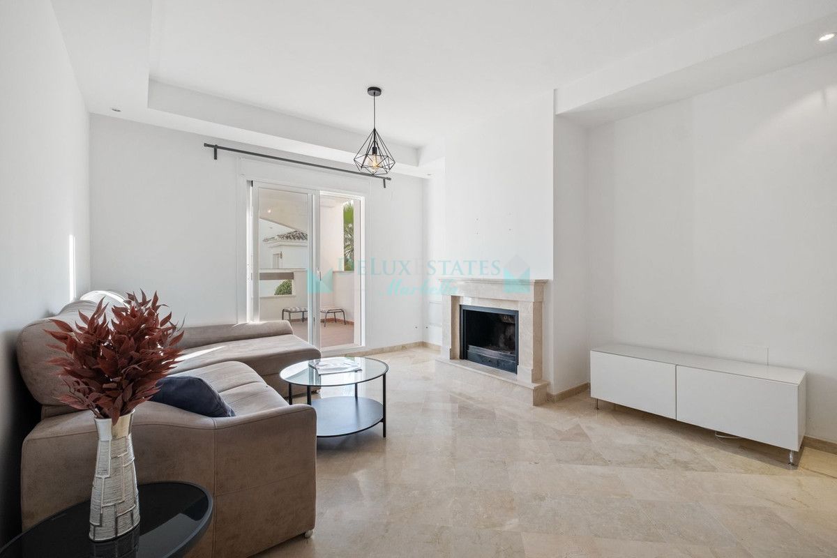 Apartment for sale in Nueva Andalucia
