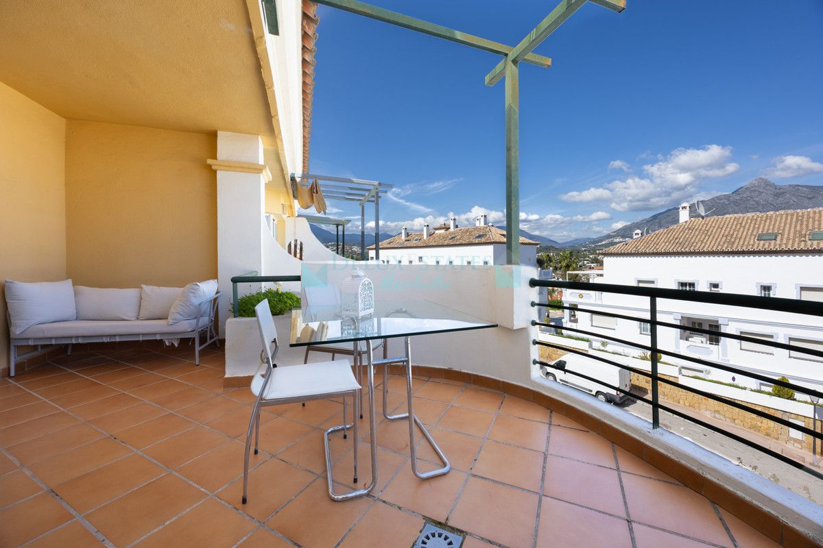 Apartment for sale in Nueva Andalucia