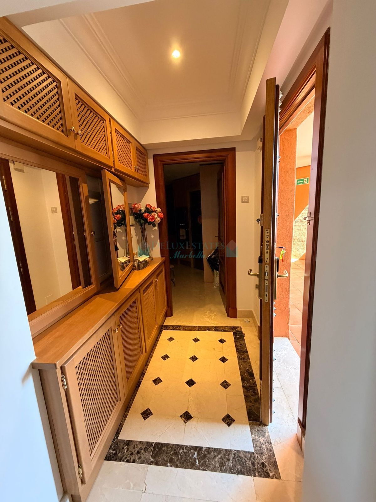 Apartment for sale in New Golden Mile, Estepona