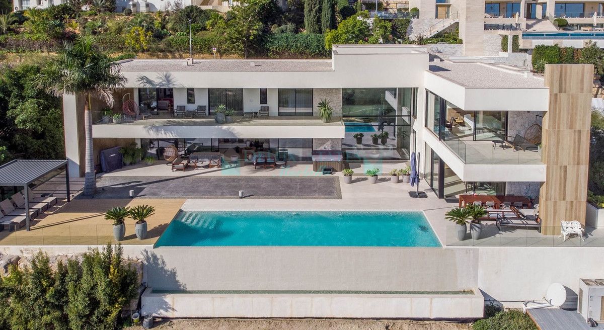 Villa en venta en Benahavis