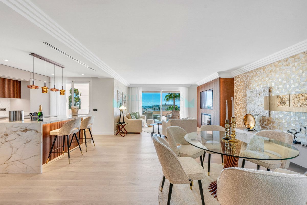 Apartment for sale in Nueva Andalucia