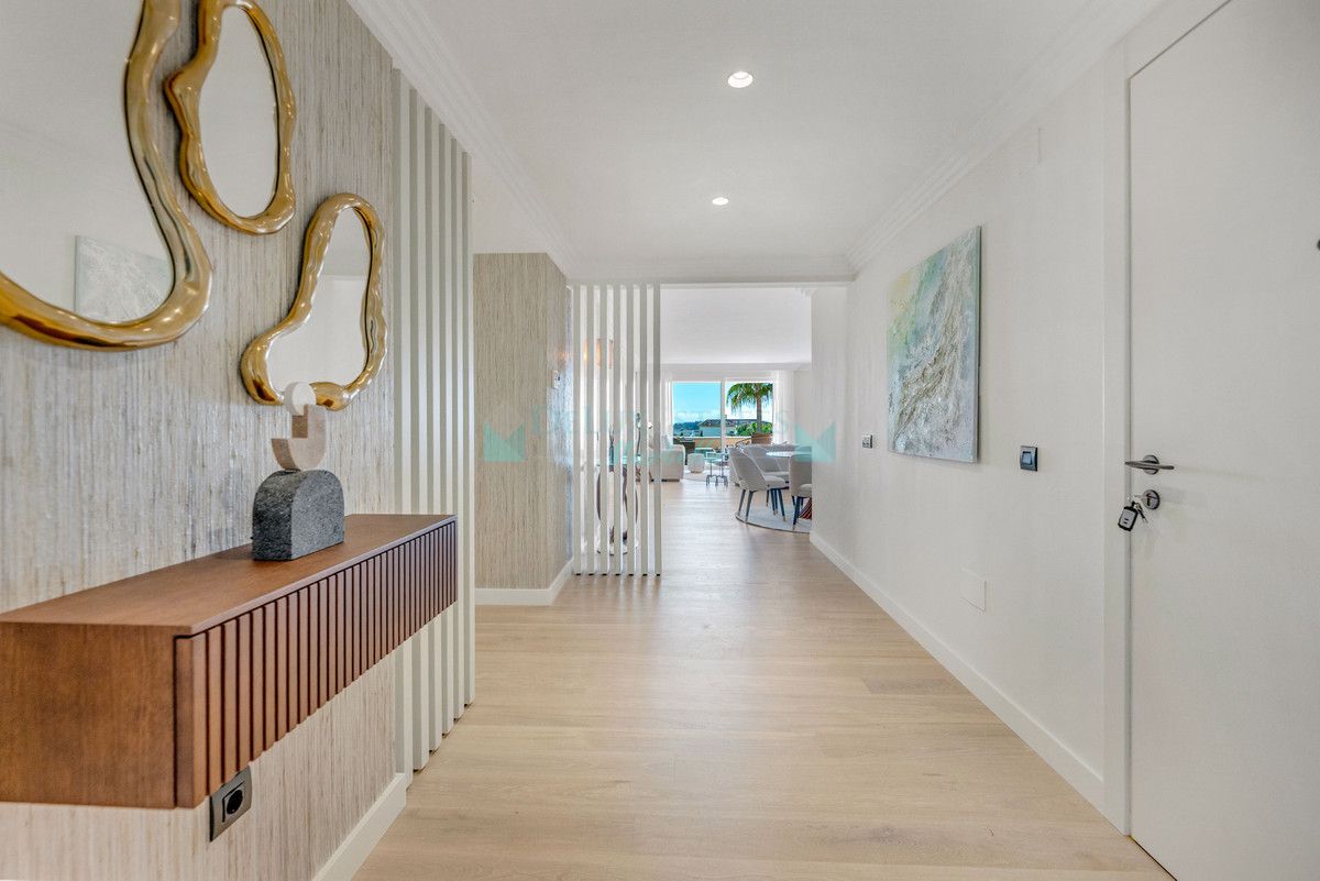 Apartment for sale in Nueva Andalucia