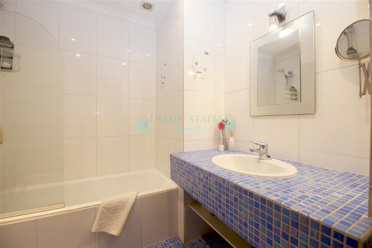 Apartment for rent in Estepona