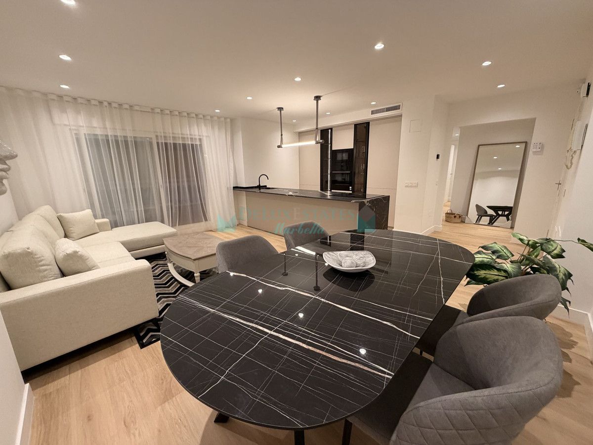 Apartment for sale in Nueva Andalucia