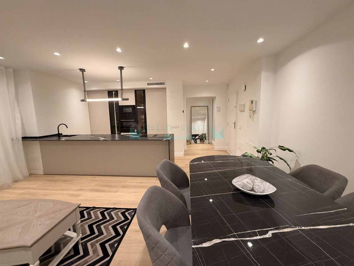 Apartment for sale in Nueva Andalucia