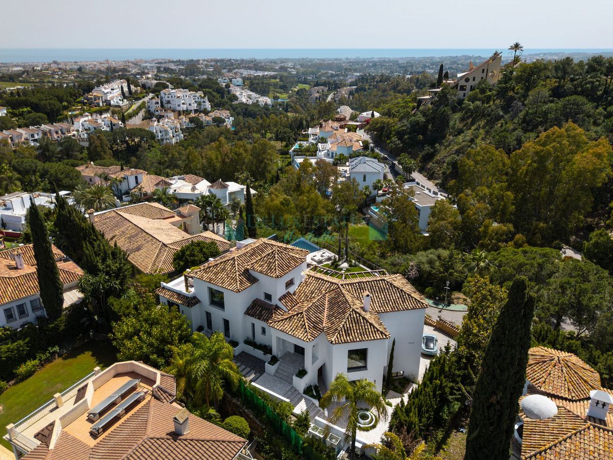 Villa en venta en Benahavis