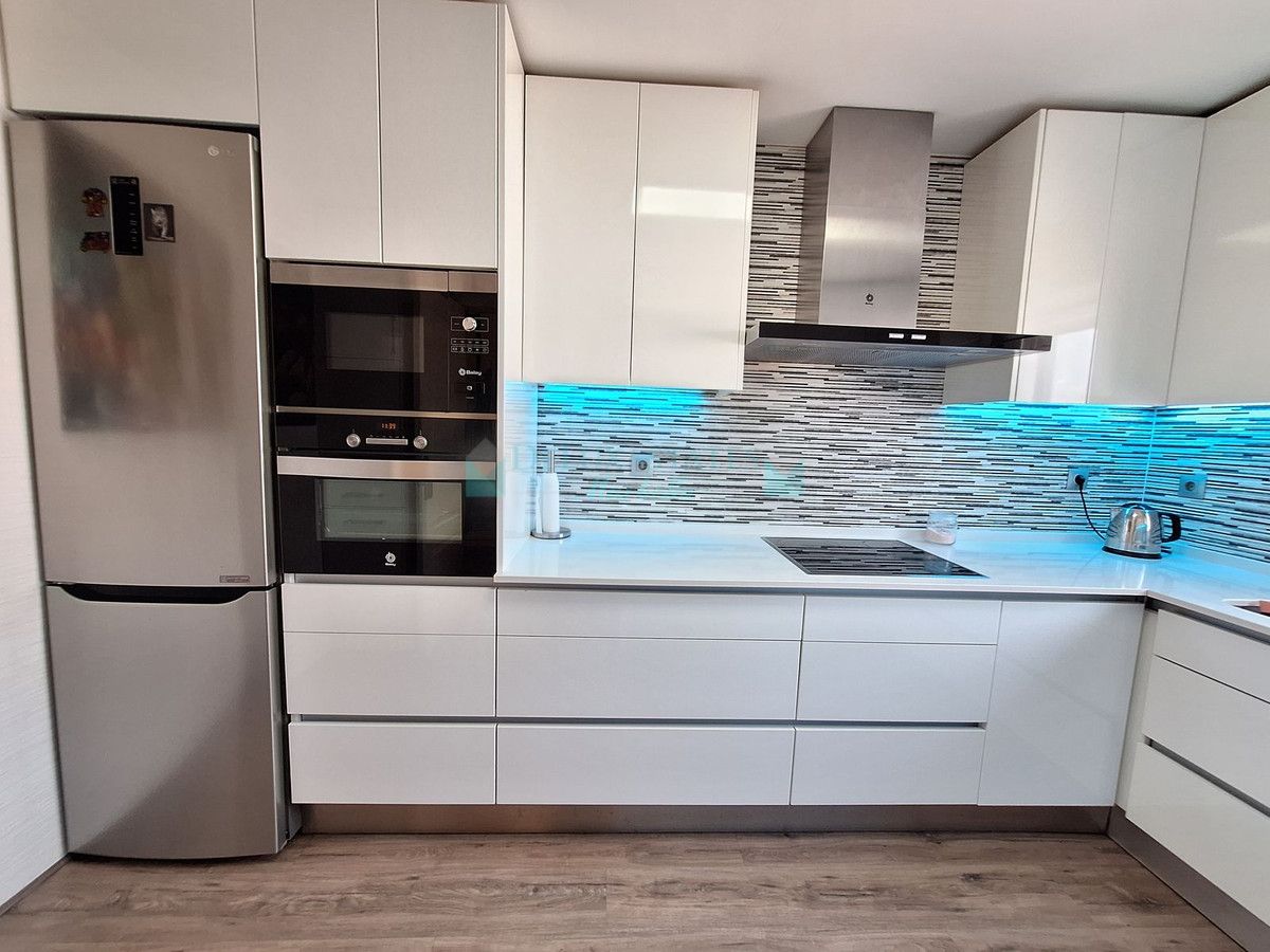 Town House for sale in Estepona