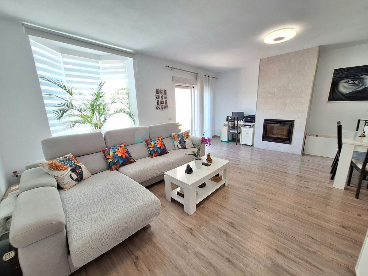 Town House for sale in Estepona