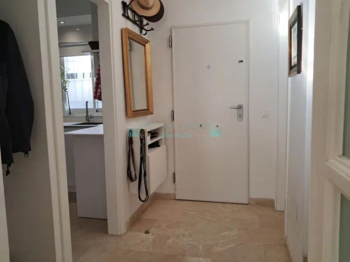 Town House for sale in Estepona