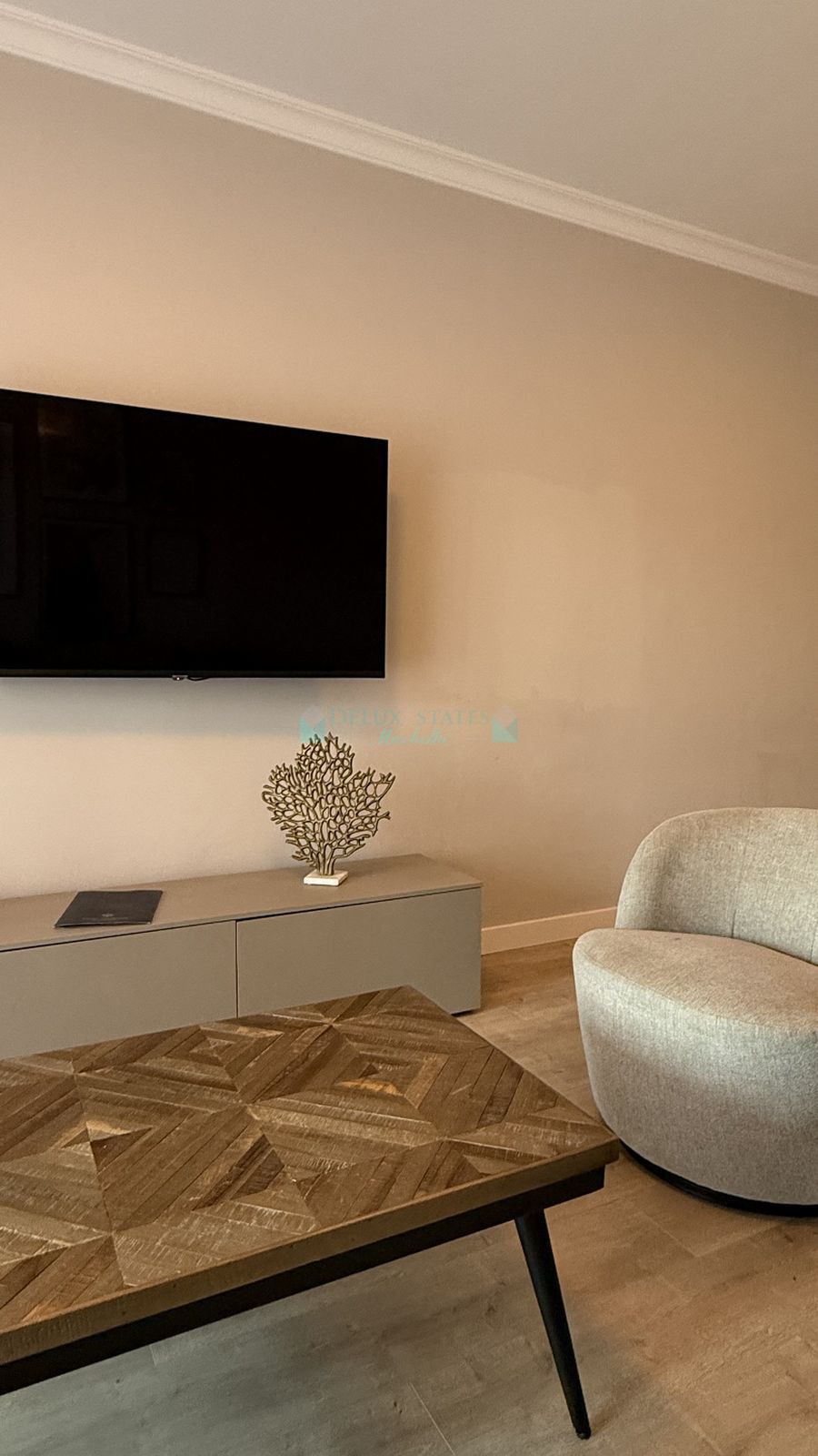 Ground Floor Apartment for sale in El Paraiso, Estepona