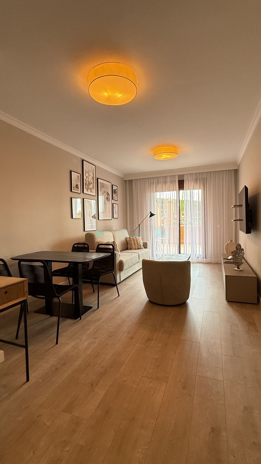 Ground Floor Apartment for sale in El Paraiso, Estepona