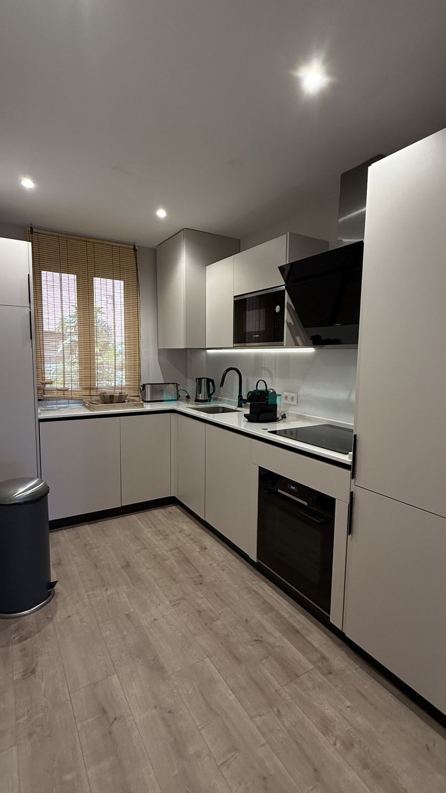 Ground Floor Apartment for sale in El Paraiso, Estepona