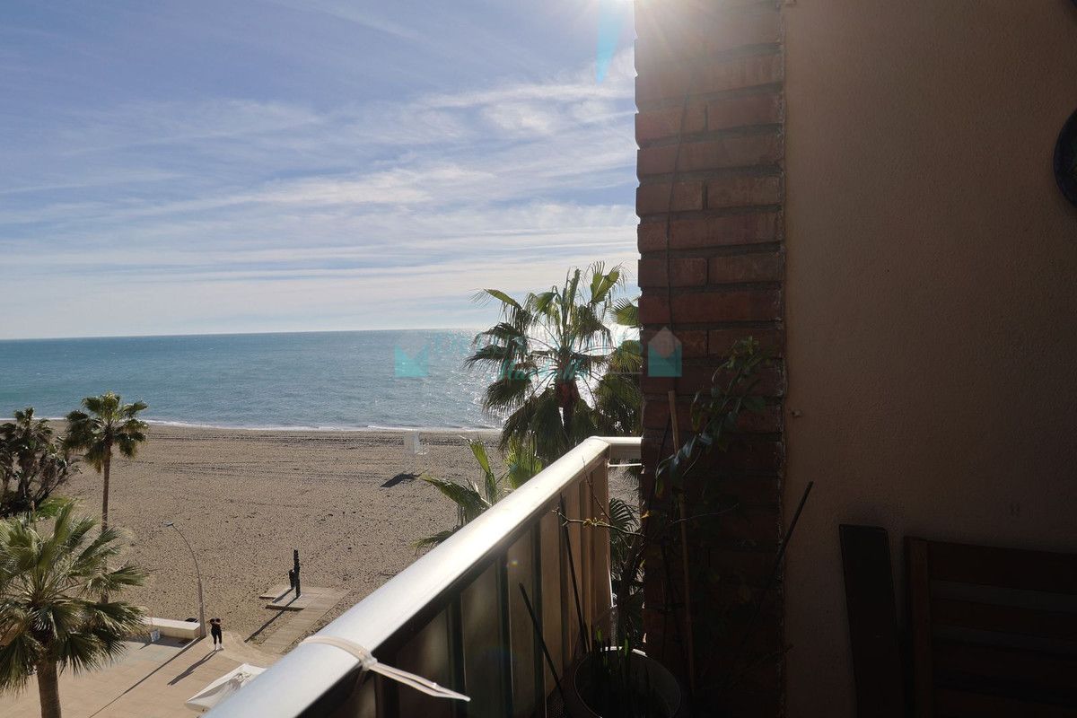 Apartamento en venta en Estepona