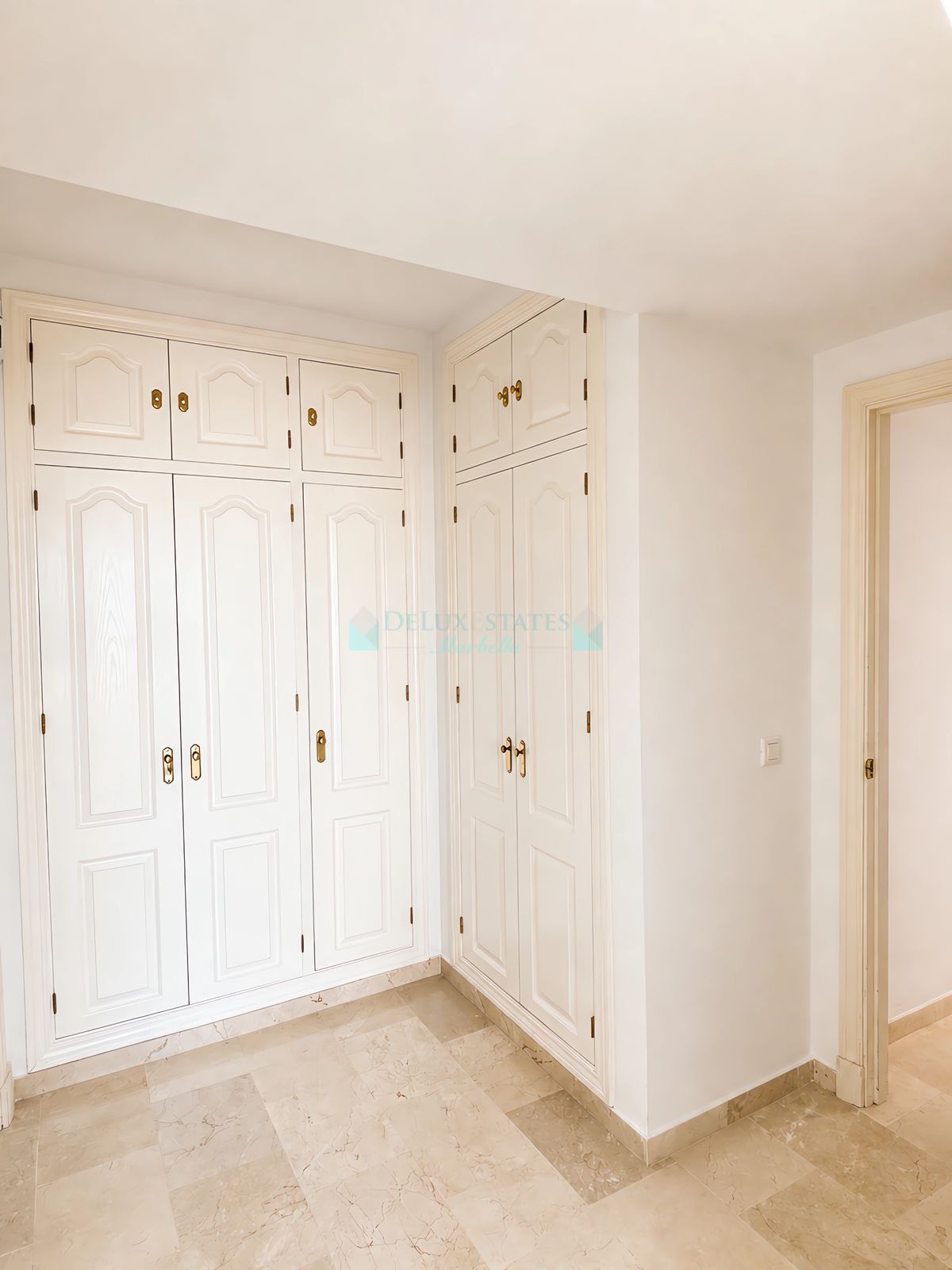 Ground Floor Apartment for sale in Estepona