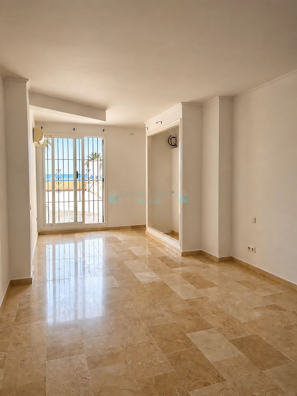 Ground Floor Apartment for sale in Estepona