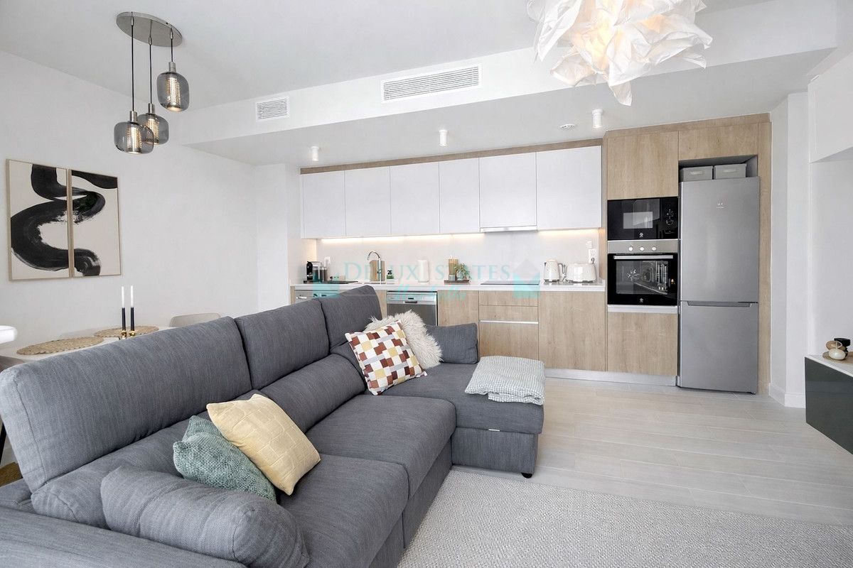 Penthouse for sale in Estepona