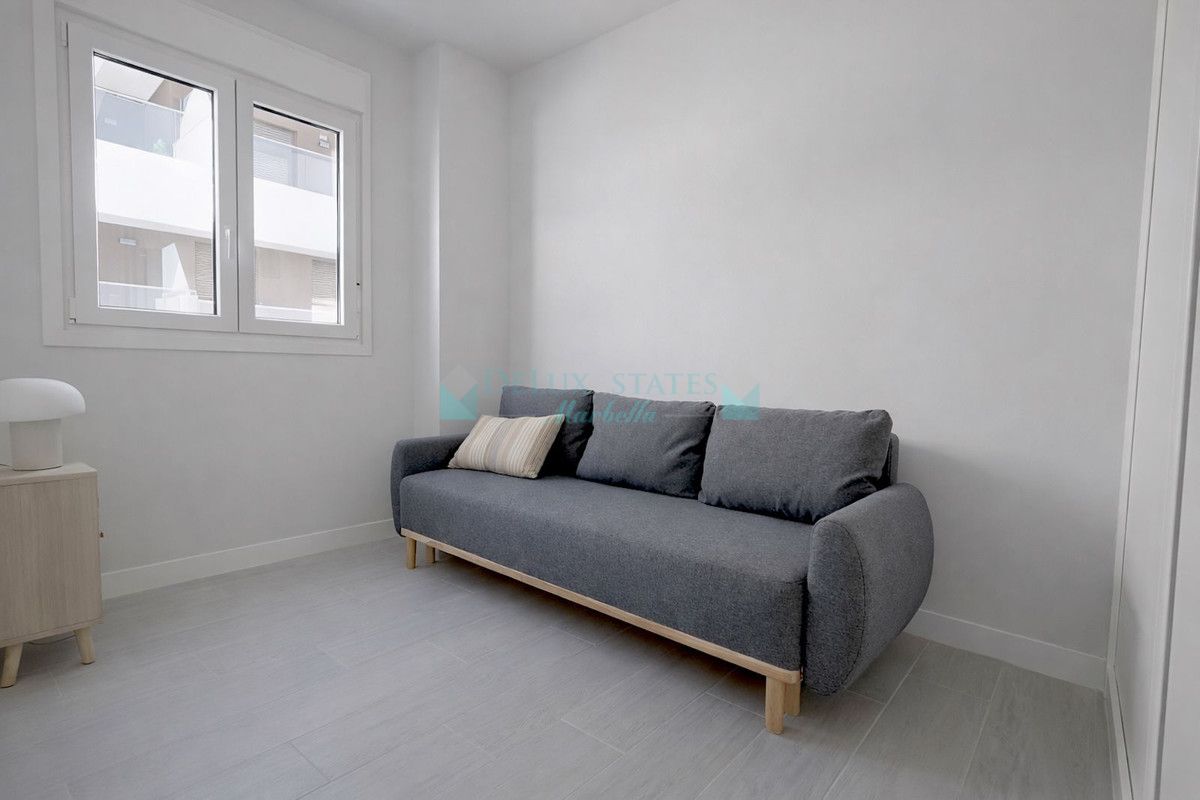 Penthouse for sale in Estepona