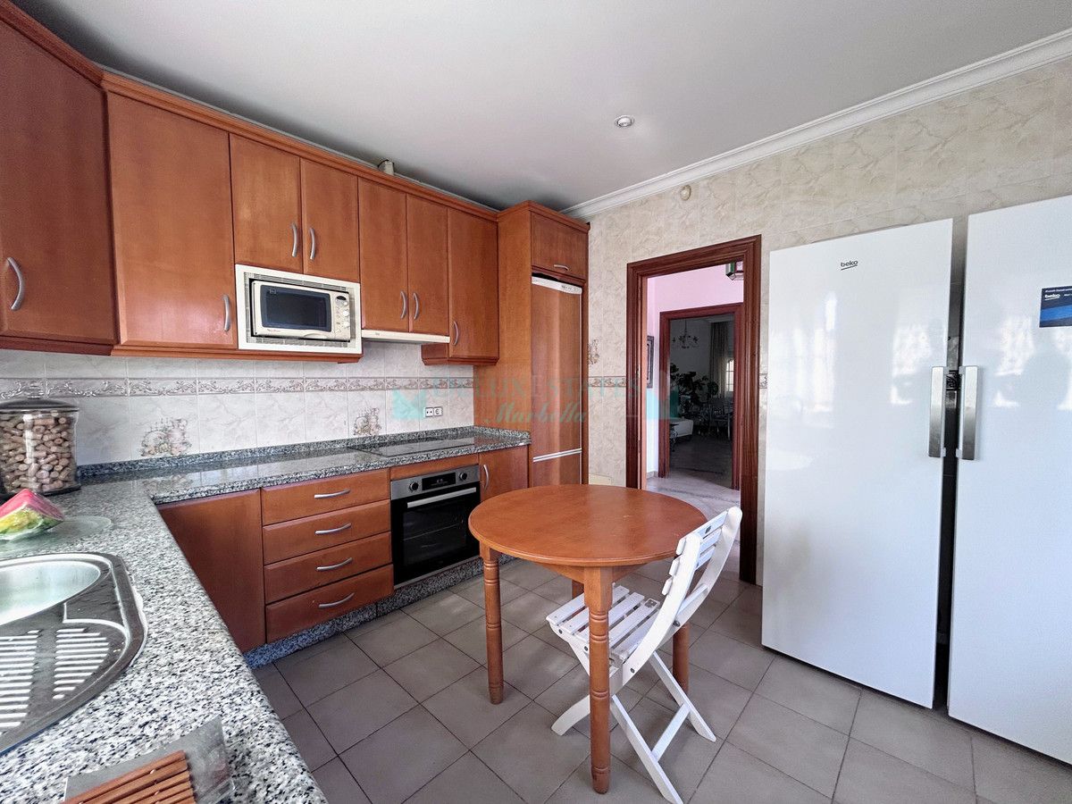 Villa for sale in San Pedro de Alcantara