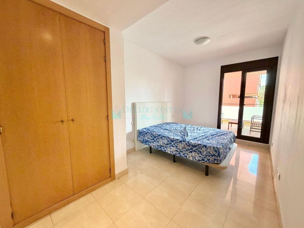 Apartment for sale in Estepona